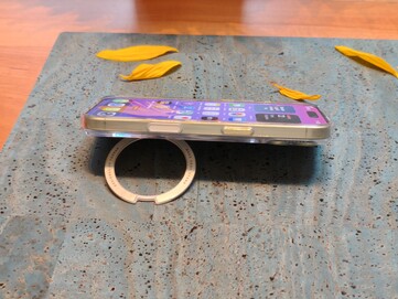 360° Ostand Spin-fodral för iPhone 17