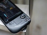 Valve Steam Deck 2 kan få föråldrad AMD-grafik, precis som Steam Deck på bilden här.