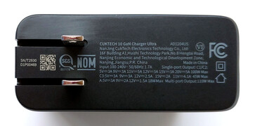 Vy över höger sida, ovansida och framsida.