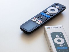 Google TV:s G32-fjärrkontroll (bilden) drivs av solenergi. (Bildkälla: Epishine)