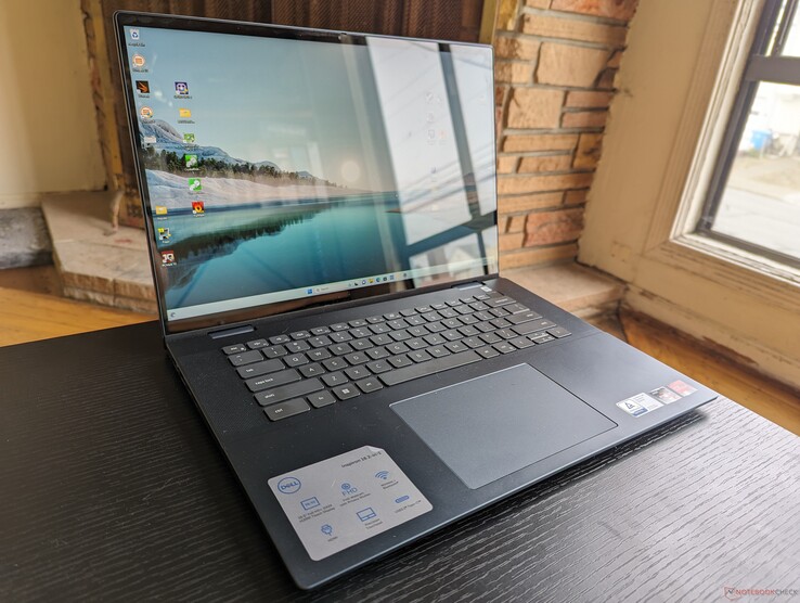 2023 Dell Inspiron 16 7635 2-i-1 2023 Dell Inspiron 16 7635 2-i-1