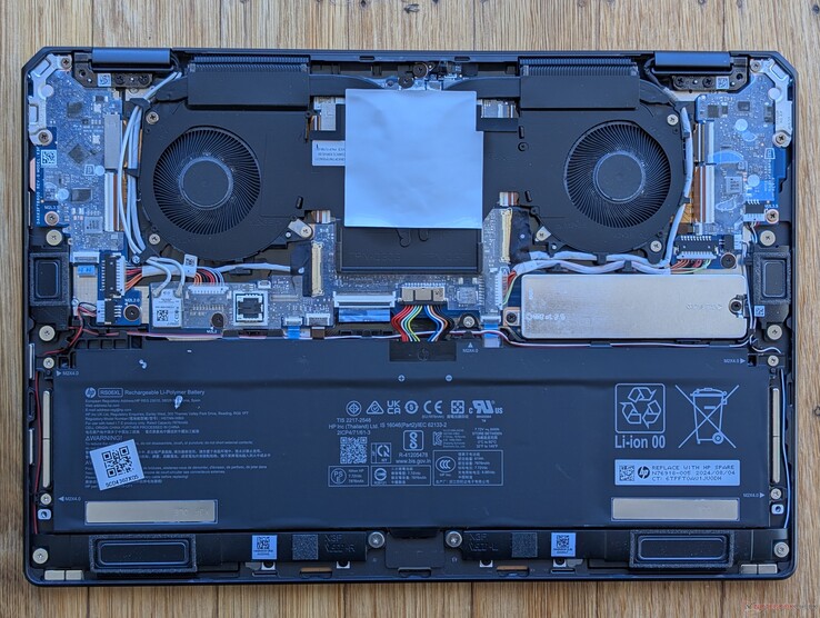 Moderkort till HP OmniBook Ultra Flip 14 för jämförelse