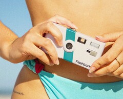 One35 V2 ser ut som en analog kompaktkamera, men har en digital sensor. (Bildkälla: Flashback)