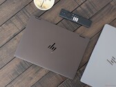 Recension av HP OmniBook X Flip 14: Flexibel prestanda med AMD Zen 5