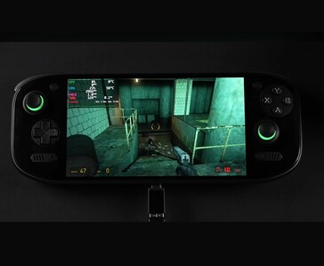 Half-Life 2 når 124 FPS på Ayn Odin 2 Portal via Proton 11 ARM64, kört med ett externt tangentbord och mus.