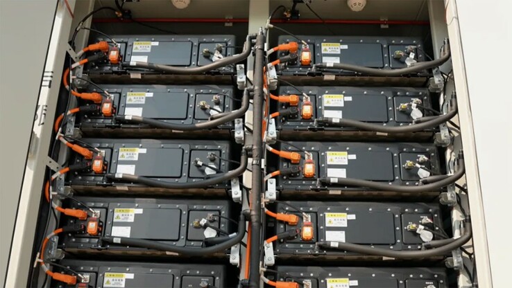 Natriumjonbatteripaketen som används i hybrid ESS-projektet. (Bildkälla: HiNa)