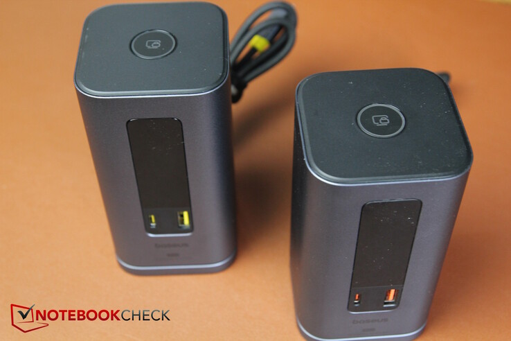 Portarna på framsidan: 1x USB-A och 1x USB-C (10 Gb/s vardera)
