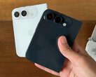 Den hopfällbara telefonen kan komma att kallas iPhone Duo. Bild: prototyper av smarttelefonen enligt ryktena.