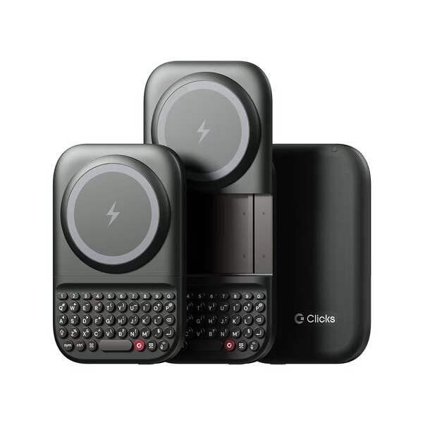 Clicks Power Keyboard fungerar även som en powerbank med trådlös laddning. (Bildkälla: Clicks)