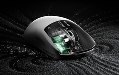 Logitech G Pro X2 Superstrike har ovanliga tangenter med haptisk feedback.