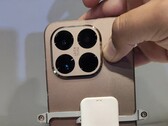 Detta verkar vara en av Xiaomi 15T-telefonerna. (Bildkälla: Gadgetsdata)