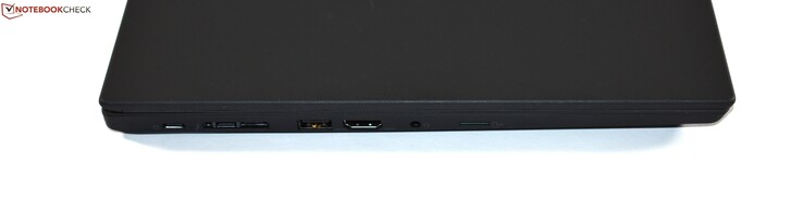Vänster: USB 3.1 Gen 1 typ C, Thunderbolt 3, USB 3.0 typ A, HDMI, kombinerad ljudanslutning, microSD-kortläsare