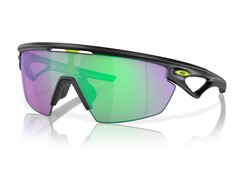 De kommande smarta glasögonen sägs vara baserade på Oakleys Sphaera-modell (Image courtesy: Oakley)