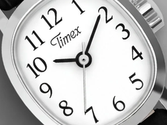 De nya Timex Cavatina Mini-klockorna har rena, minimalistiska urtavlor.