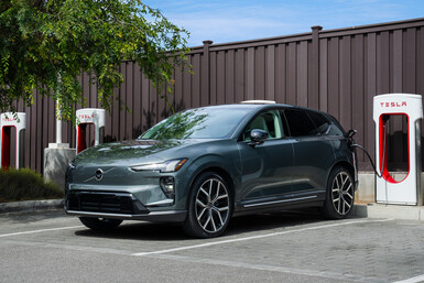 Från och med fjärde kvartalet 2026 kommer förare av helt eldrivna Volvomodeller, som den kompakta EX30, att kunna använda mer än 20 000 Tesla Superchargers i Europa direkt via Volvos egen smartphone-app