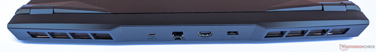 Baksidan: 1x USB Typ-C 3.2 Gen. 2, Gigabit LAN, HDMI, Nätadapter