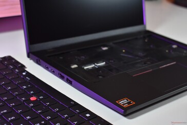 Lenovo ThinkPad L14 Gen 6 AMD: Avtagbart tangentbord för användaren