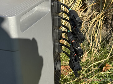 PV-ingångar för de fyra MPPT