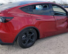 Model Y 2026 har redan varit med om en stor olycka utan att passagerarburen skadats. (Bildkälla: Copart)