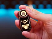 LoopDot kombinerar en ficklampa med en punktmatrisdisplay. (Bildkälla: LoopGear)