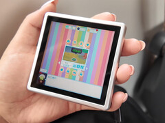 RG Rotate är en särskilt liten retrohanddator.