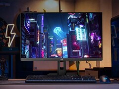 Skrivbordsinstallation med Asus ROG Strix XG27UCG Gen2-bildskärm