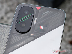 Poco F7 bör vara relativt överkomlig för en smartphone med en Snapdragon 8s Gen 4-chipset och 12 GB RAM. (Bildkälla: Notebookcheck)