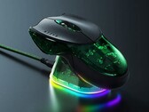 Razer Boomslang kombinerar ett transparent chassi med knappar i läder