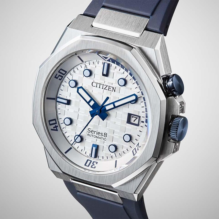 Urtavlan har ett texturerat japanskt rutmönster