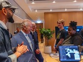 Tim Cook med kung Charles III på Apples huvudkontor i Battersea Power Station