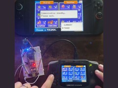 En mikrokontroller som ansluter en GBA till en Nintendo Switch 2, vilket gör det möjligt att överföra Pokémon mellan de två