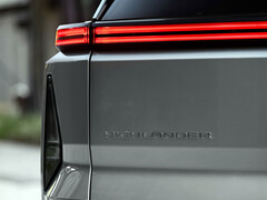 Den eldrivna Toyota Highlander 2027.