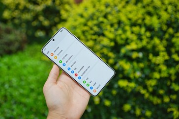 ...samt några nya hands-on bilder. (Källa: Digital Chat Station via Weibo)