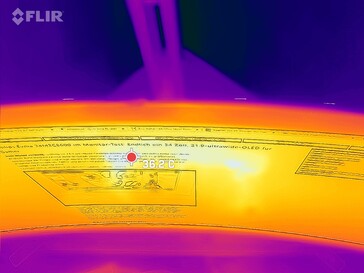 Vi mäter upp till 38 °C med fläkten redan aktiv