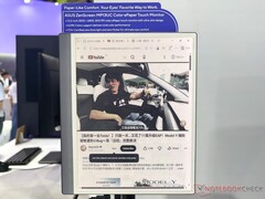 Asus visade upp e-pappersdisplayen MP13UC och ATS01D-montern på Computex 2026.