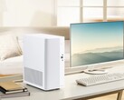 Asus V500 Mini Tower finns i vitt eller svart med trädetaljer.