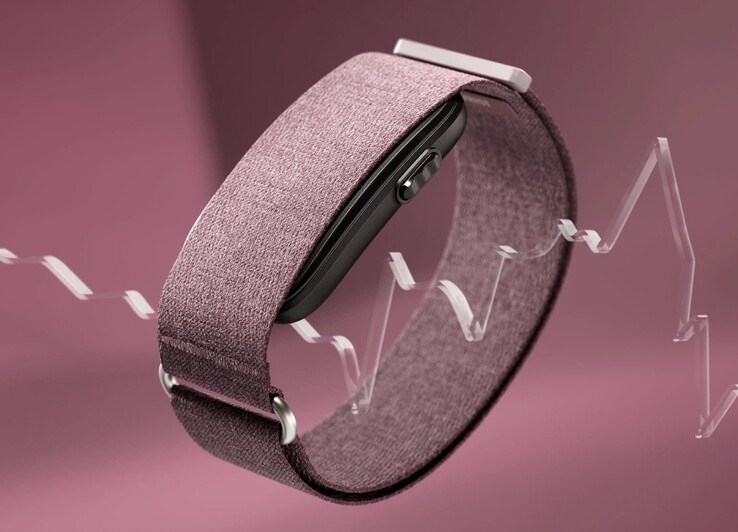 Det finns en knapp på ena sidan av Garmin CIRQA.