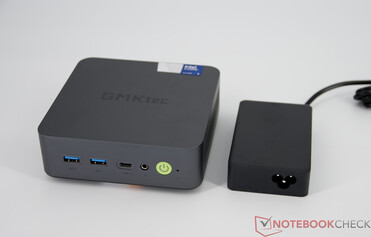 GMKtec NucBox K17 med strömförsörjning (20 V; 5 A)