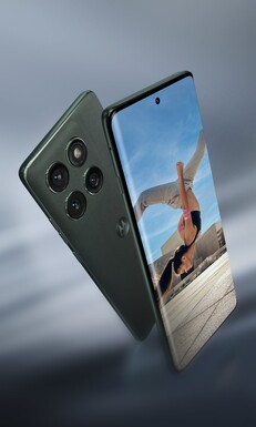 Motorola Edge 2025 har en finish i konstläder. (Bildkälla: Evan Blass)