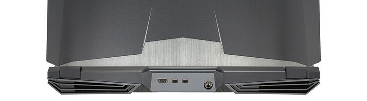 Baksidan: HDMI 2.0, 2x mini DisplayPort 1.3, AC-adapter