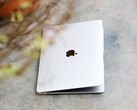 Apple förväntas släppa en billig MacBook med en 12,9-tums skärm snart (Bildkälla: Thai Nguyen)