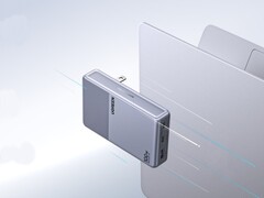 Ugreen Nexode Air 100W finns tillgänglig i USA med en platt design.