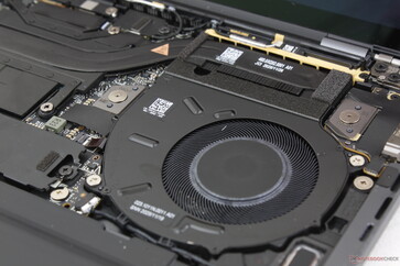 Fläktarna är några av de tunnaste på alla Dells subnotebooks