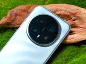 En jämförelse av kameraspecifikationerna för de viktigaste flaggskeppen från Kina, inklusive Honor Magic 8 Pro. (Bildkälla: Weibo)