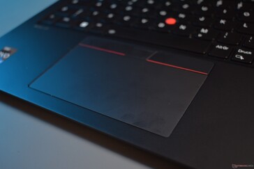 Lenovo ThinkPad T14s G4: Pekplatta