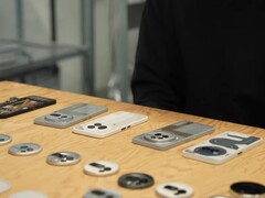 Prototyper av Nothing Phone (3a) som visades upp av företaget. (Bildkälla: Eyal-M på Reddit)