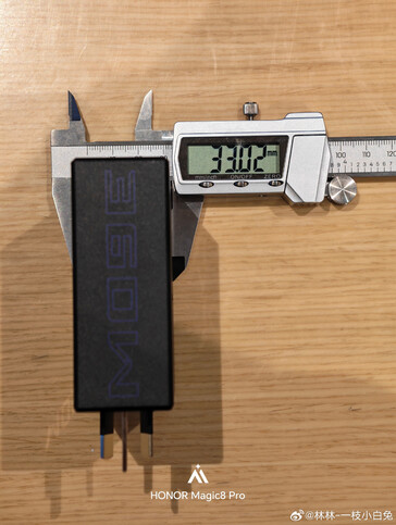 Tjocklek på Honor Win 360W laddare