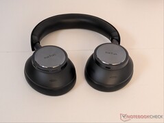 EarFun Wave Pro X i svart.