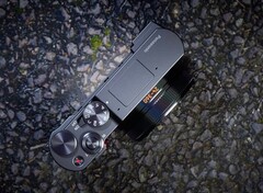 Lumix TZ200 på bilden här kommer tydligen snart att få en efterföljare.