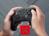 Spelare flyttar vänster tumstock på Switch 2 Pro Controller